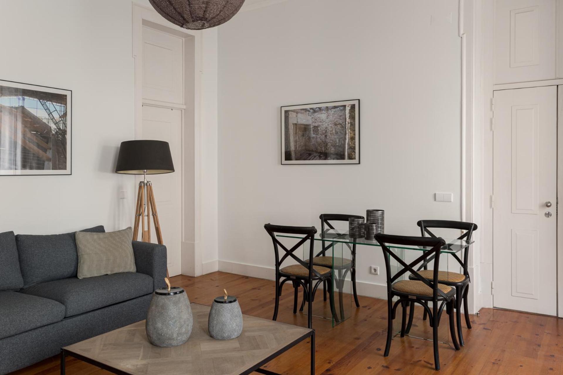 Chic 1-bedroom In Cais Do Sodre - Modern And Apartment Lissabon