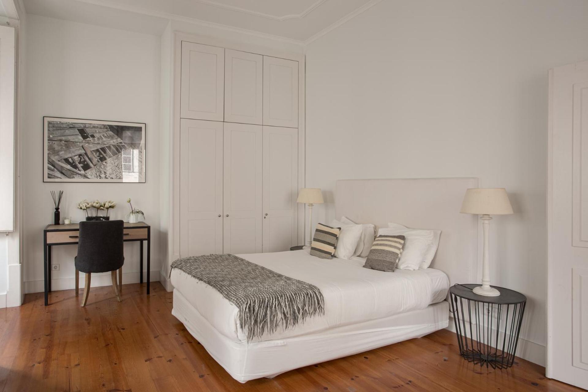 Apartment Chic 1-bedroom In Cais Do Sodre - Modern And Lissabon