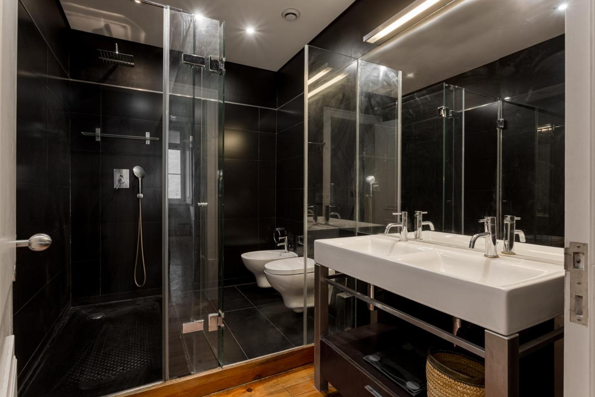 Chic 1-bedroom In Cais Do Sodre - Modern And Lissabon